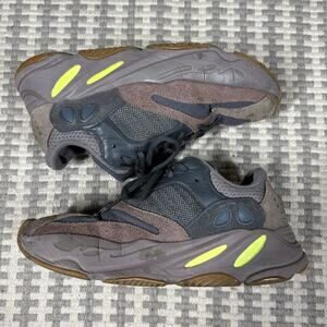 Adidas Yeezy Boost 700 Mauve‎ EE9614 Mens Size 8 Brown Gray Running Shoes